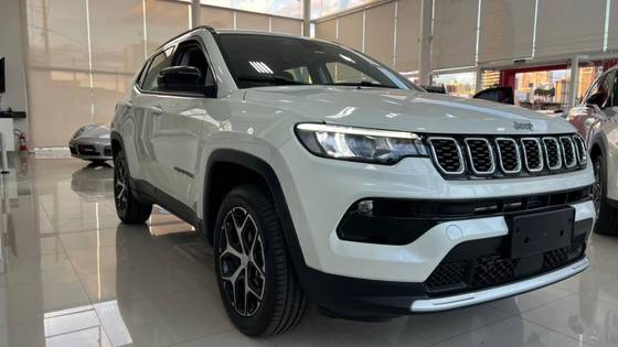 JEEP COMPASS 1.3 T270 TURBO FLEX LONGITUDE AT6 JEEP COMPASS 1.3 T270 TURBO FLEX LONGITUDE AT6